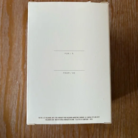 NIB Hallmark Signature City Scene Series 2024 - Picture 3 of 7